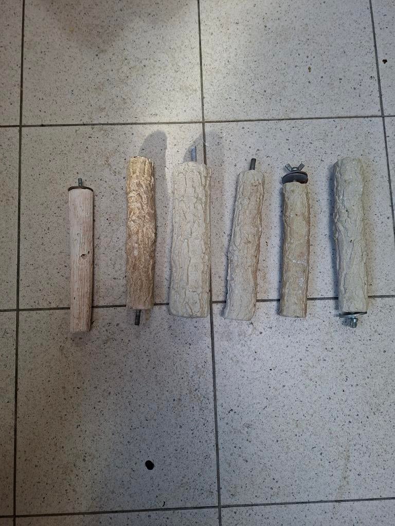 Nagelslijtstokken, Ophalen