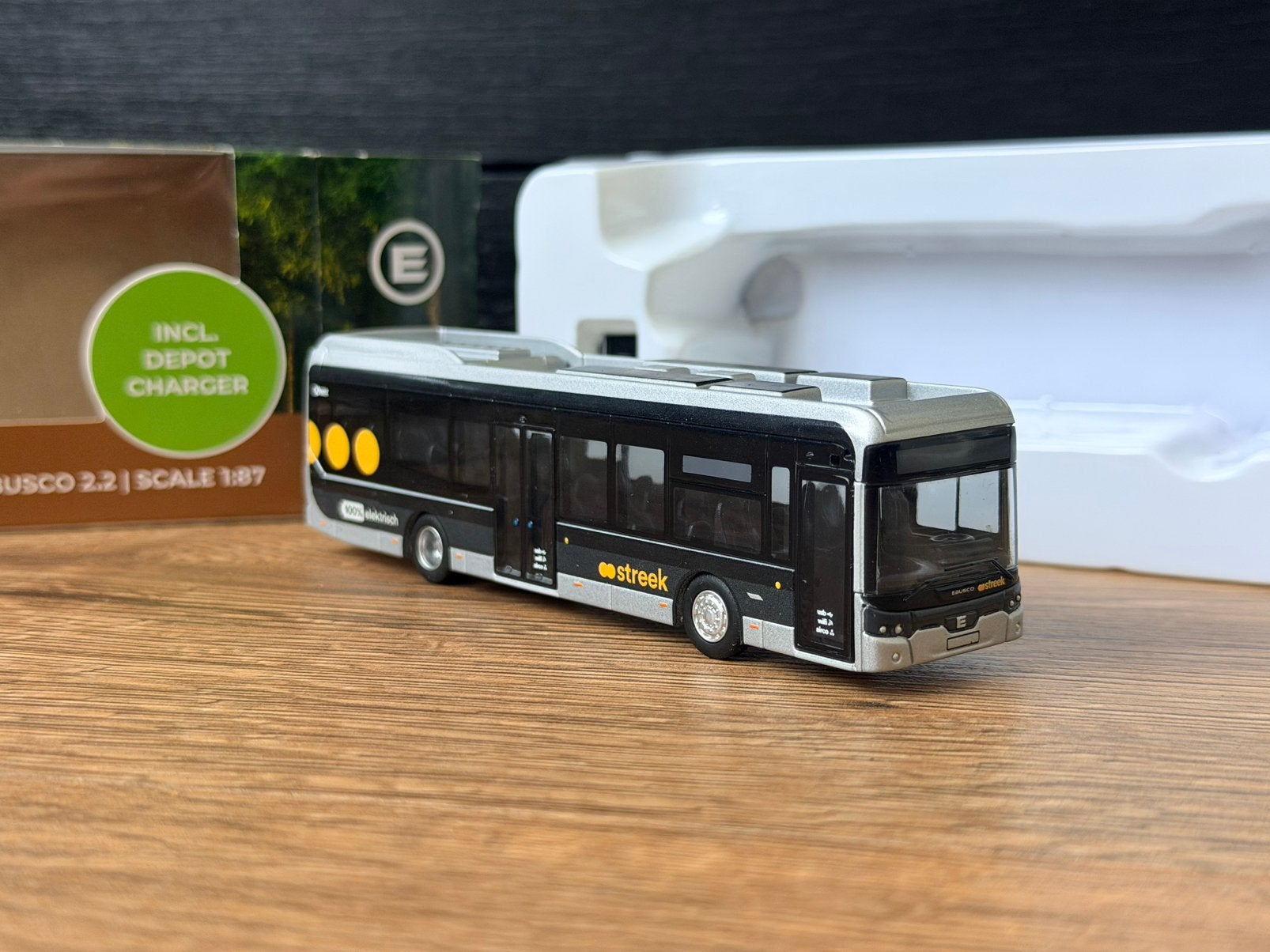 HollandOto Ebusco 2.2 Qbuzz GD Streek, Ophalen of Verzenden, Zo goed als nieuw, Bus of Vrachtwagen