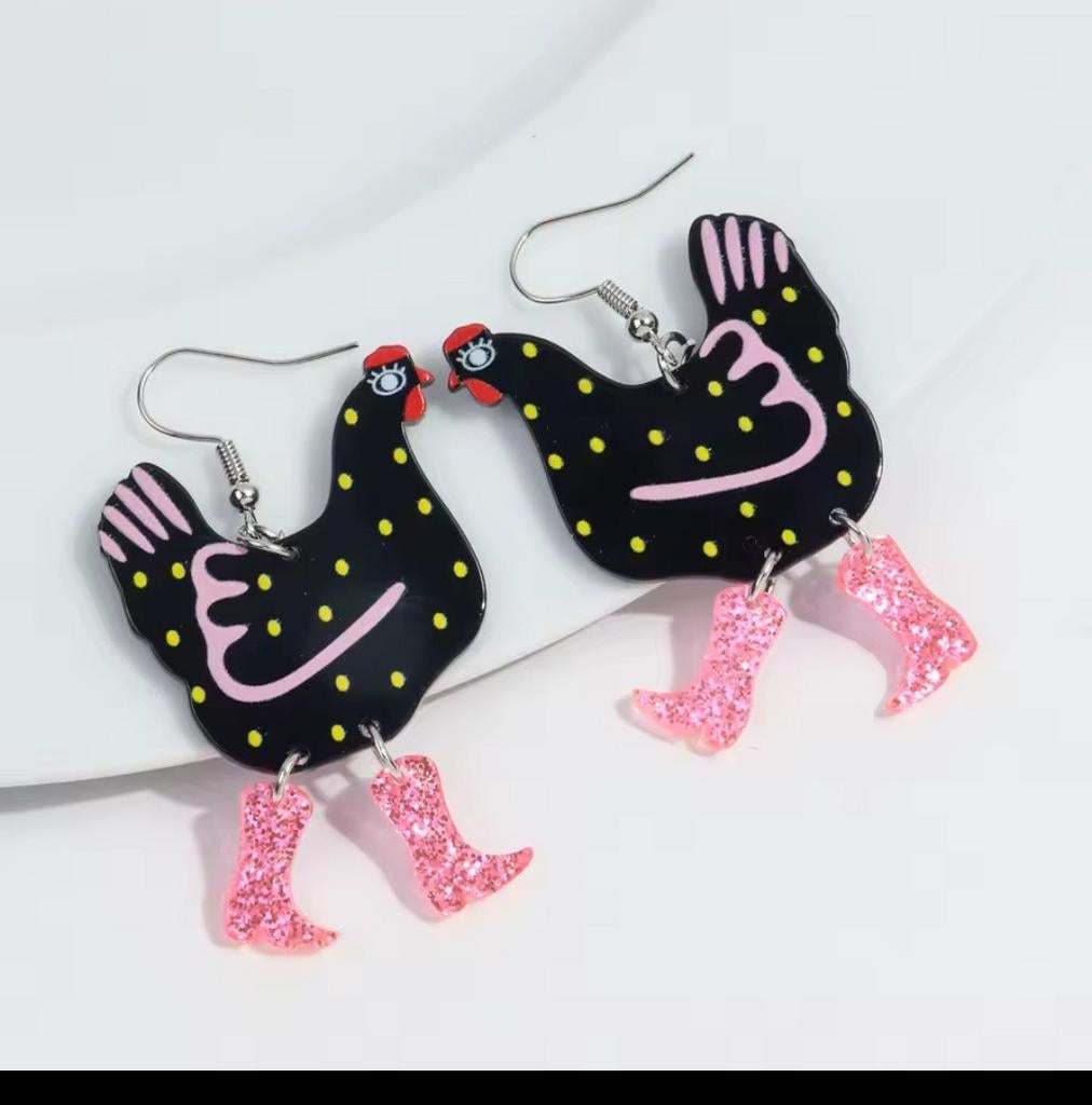Nieuwe grappige kip oorbellen met roze laarzen, Overige materialen, Hangers, Zwart, Nieuw