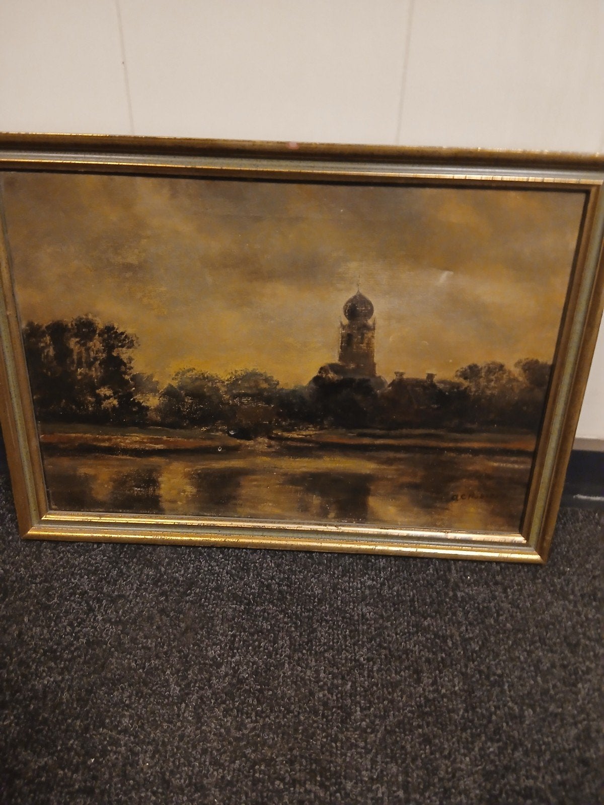 Oud schilderij met toren aan water, gesigneerd A.C. Hubert, Ophalen of Verzenden