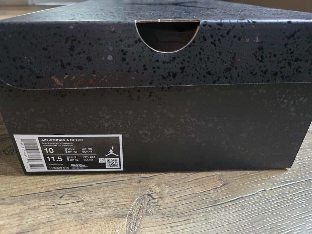Air Jordan 4 Retro Black Cat (2025), Ophalen of Verzenden, Nieuw, Zwart