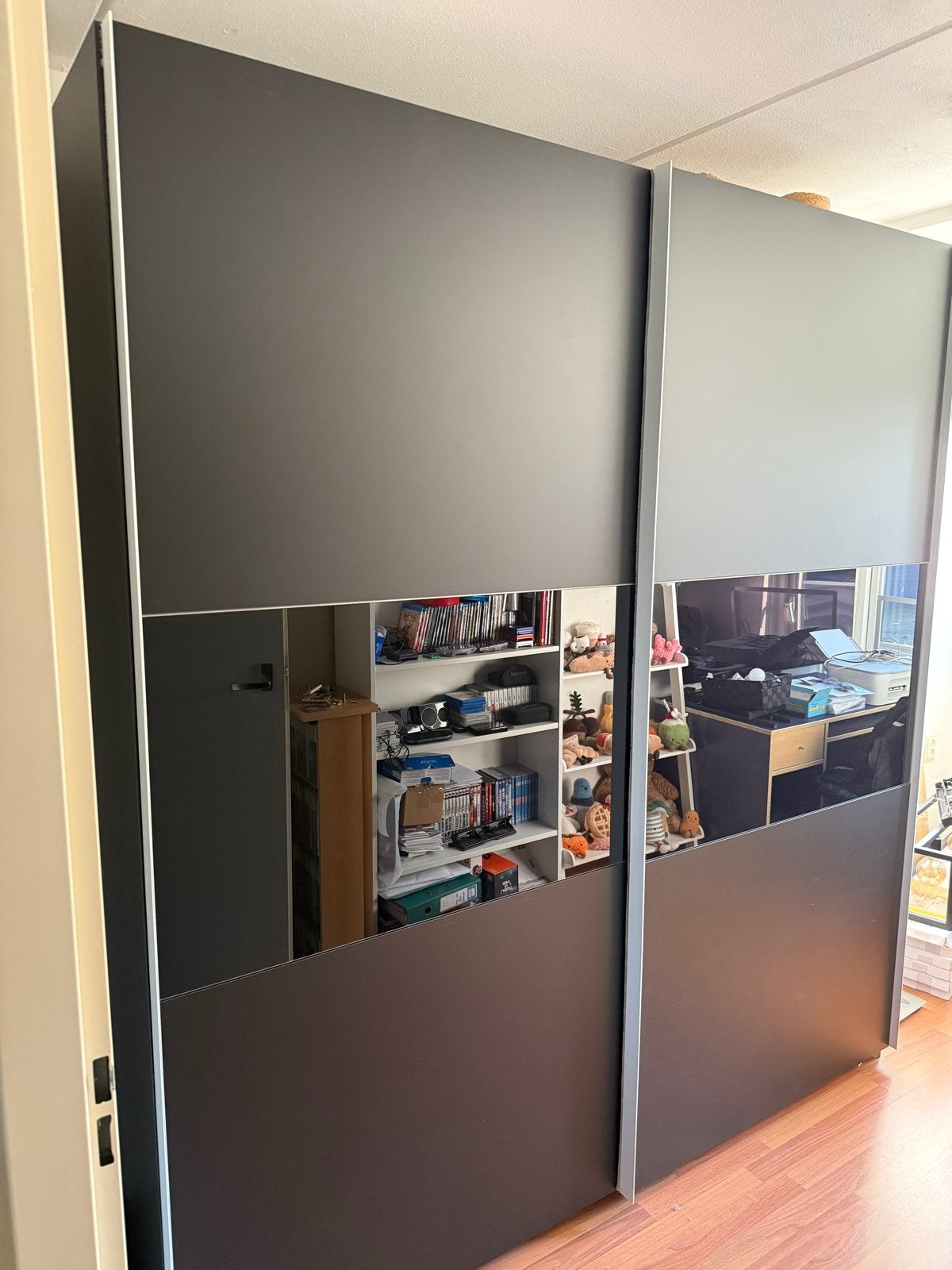Leenbakker Genua schuifdeuren kast zwart 220x200x60 cm, Ophalen, 200 cm of meer, 150 tot 200 cm, Zo goed als nieuw