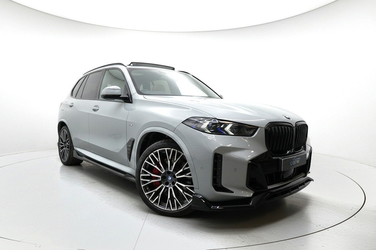 BMW X5 XDrive50e M SPORT PANO 360 HEAD UP H&K LUCHTV, Auto's, Dealer onderhouden, Gebruikt, 2395 kg, 489 pk