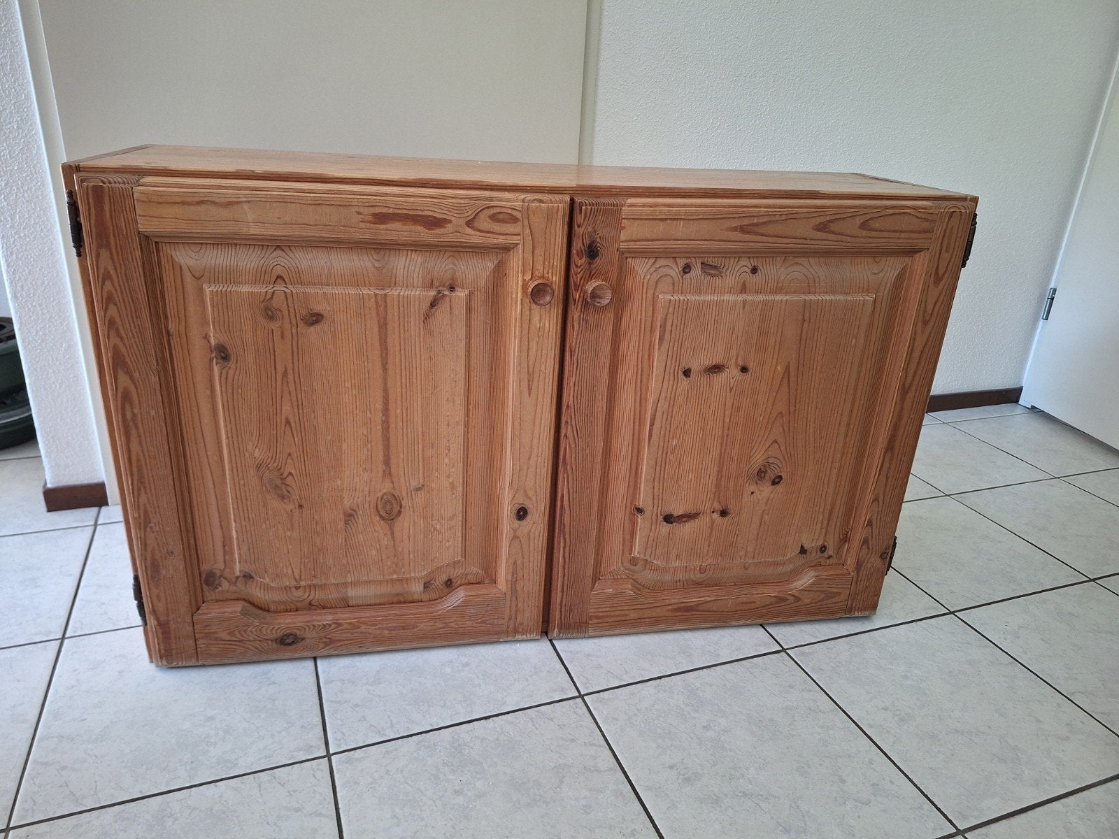Houten (keuken)kastje met deuren en planken, Ophalen, Rustiek, 50 tot 100 cm, Minder dan 100 cm