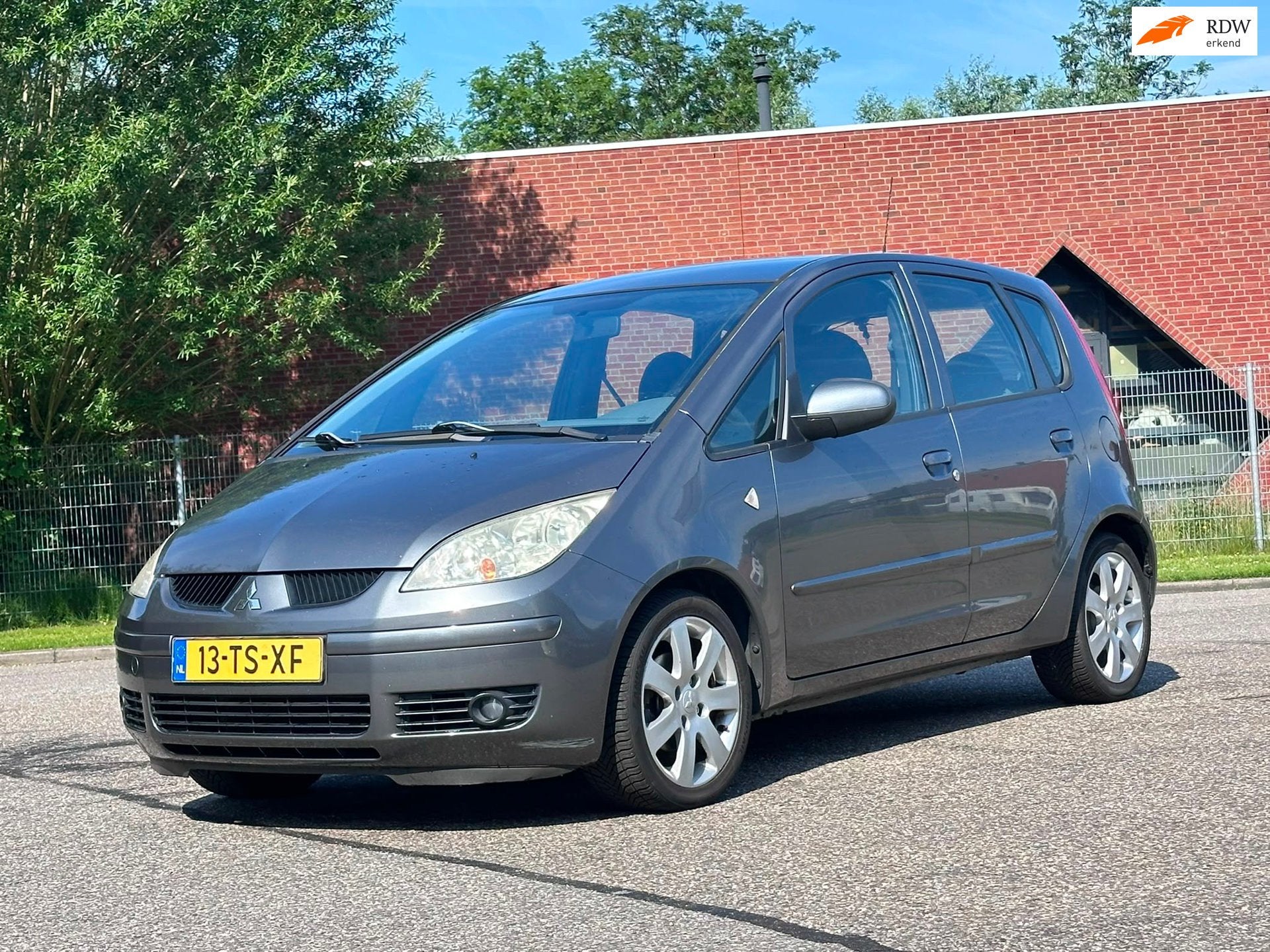 Mitsubishi Colt 1.3 Heartbeat 5DR*Navigatie*07-09-2027 APK*A, Auto's, Dealer onderhouden, Gebruikt, 31 €/maand, Colt