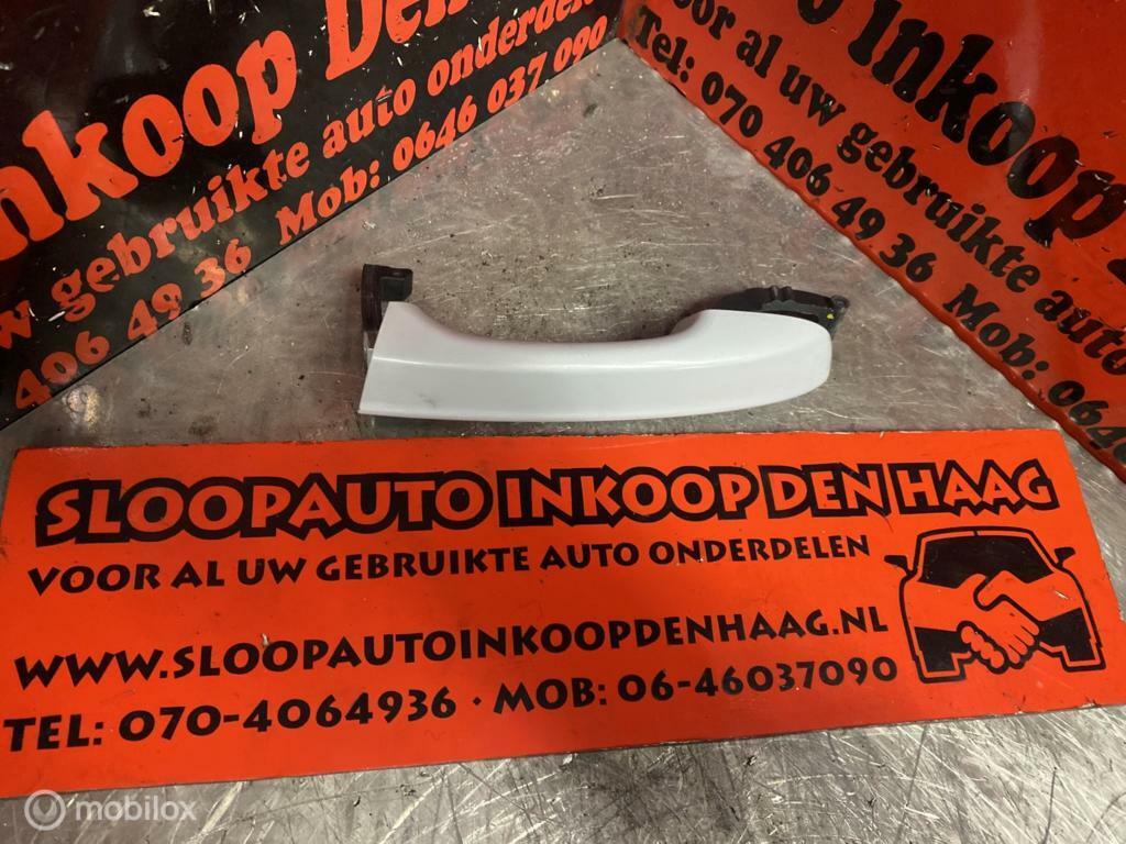 Volkswagen Polo ('17-21) Portiergreep Linksvoor - 2G0837205, Ophalen of Verzenden, Gebruikt
