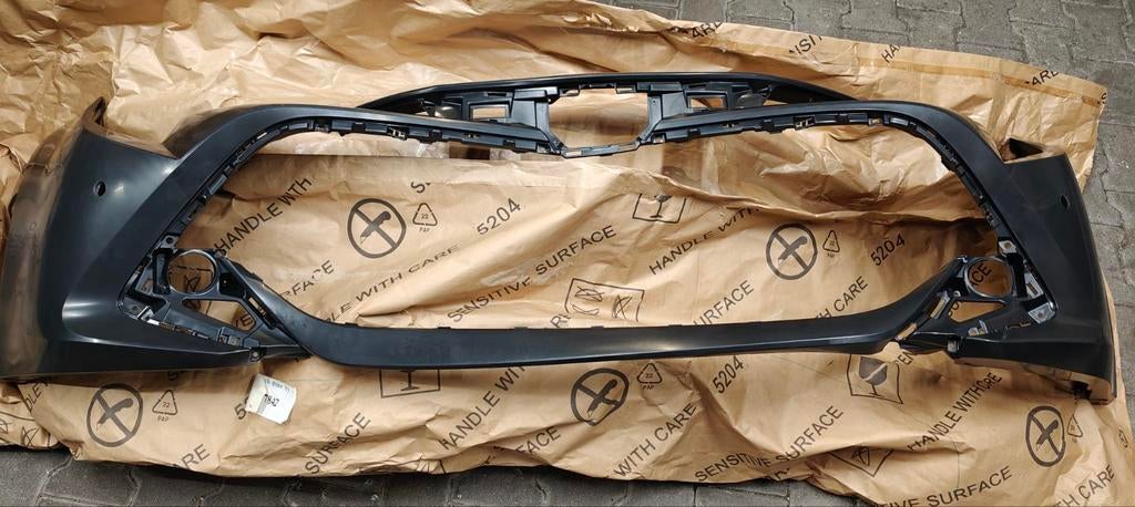 Voorbumper Toyota Corolla.  52119-f2909, Ophalen, Voor, Nieuw, Toyota