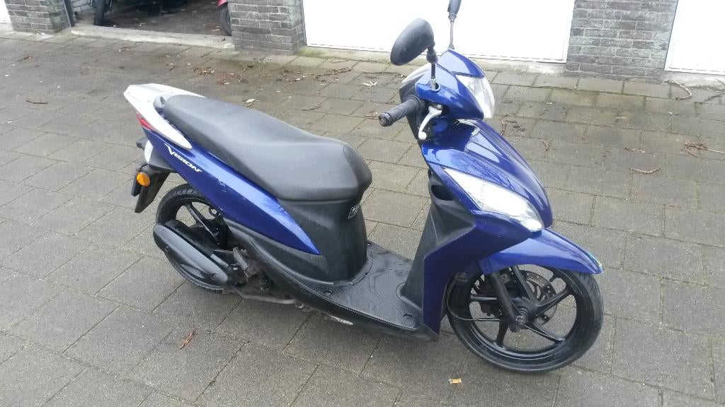 honda vision 2011, injectie, geel kenteken, Fietsen en Brommers, Brommers | Honda, Ophalen of Verzenden, Gebruikt, Overige modellen