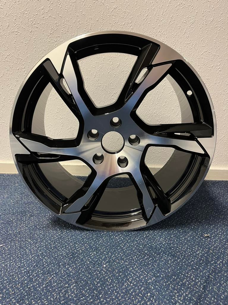 NIEUW! Volvo velgen set van 2 diameter 50cm 18 inch €449,99, Auto-onderdelen, Banden en Velgen, Velg(en), 18 inch, Nieuw, Ophalen of Verzenden