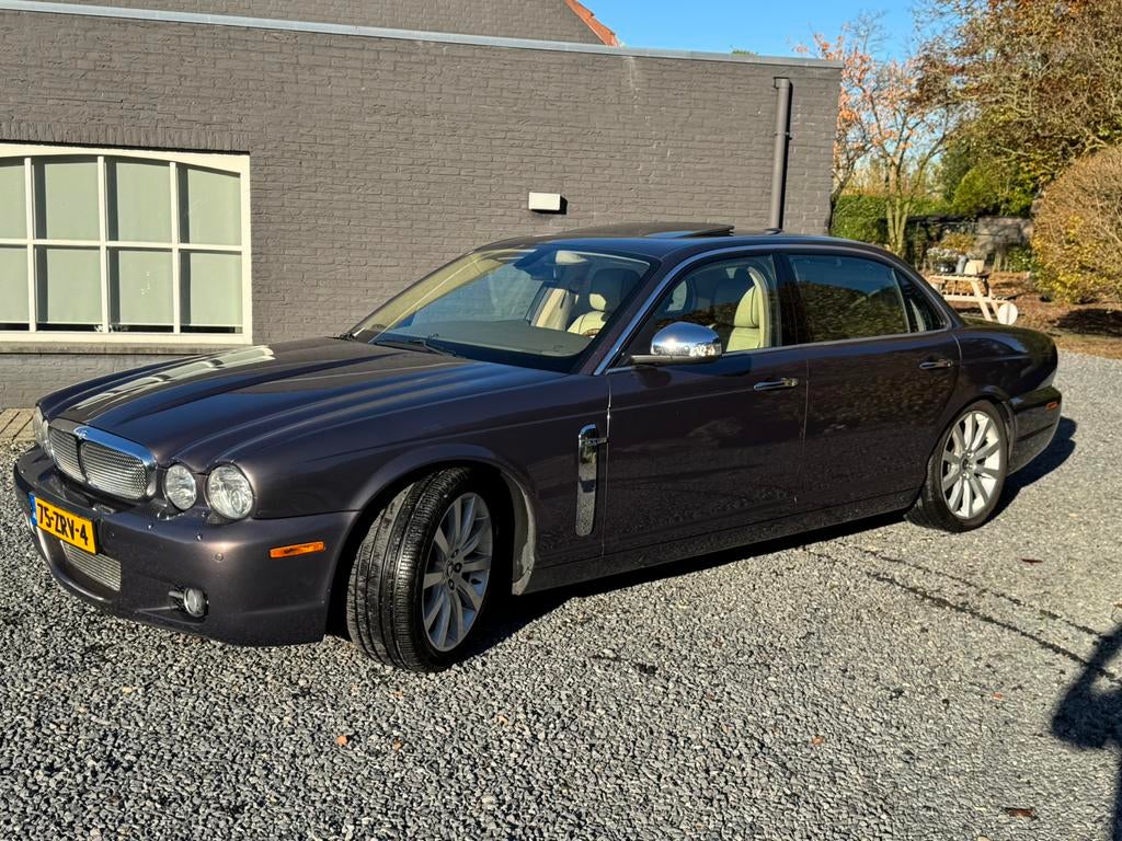 XJ Jaguar 2007 Grijs