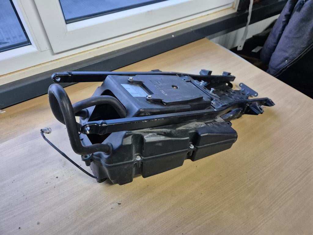 KTM Duke III 690 Subframe Achter met Luchtfilterbak, Ophalen of Verzenden, KTM, Info@ktm.com, Mattighofen, Austria