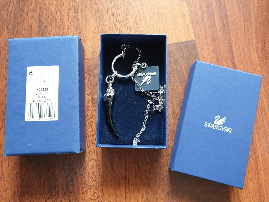 Nieuw - Swarovski Jet Black tand ketting, Sieraden, Tassen en Uiterlijk, Kettingen, Nieuw, Overige materialen, Zwart, Met kristal