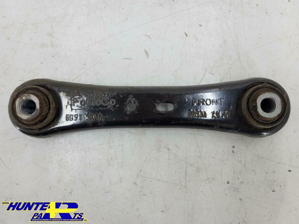 Draagarm L+R achter onder Volvo V60 I ('10-'18) 6G915K743, Ophalen of Verzenden, Gebruikt, Volvo