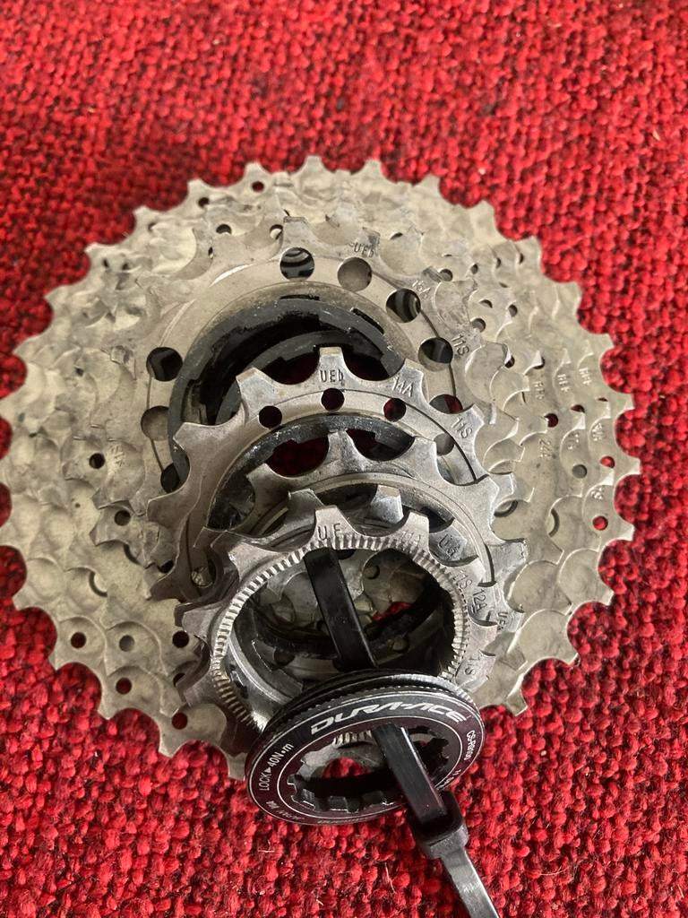 Ultegra, 105 Cassettes - 11-28 11 speed, Gebruikt, De ruyterstraat 86, Cycling@steenbergen.cc, Derailleur of Ketting