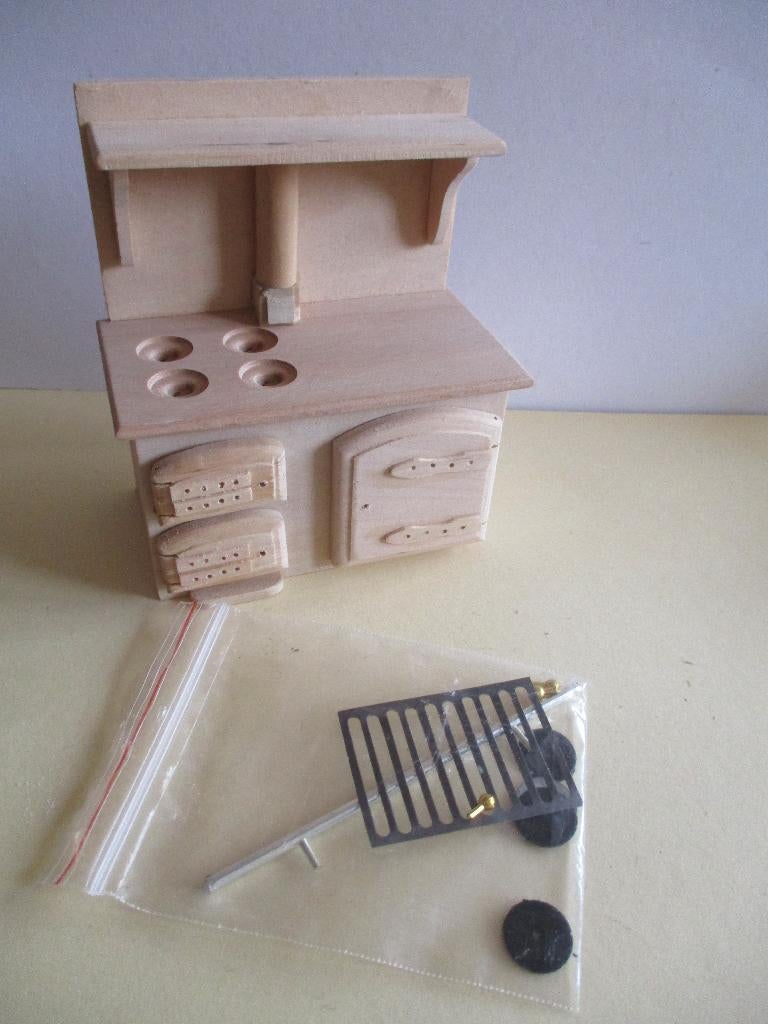 poppenhuis blankhouten fornuis om zelf af te maken/schildere, Ophalen of Verzenden, Zo goed als nieuw, Decoratie