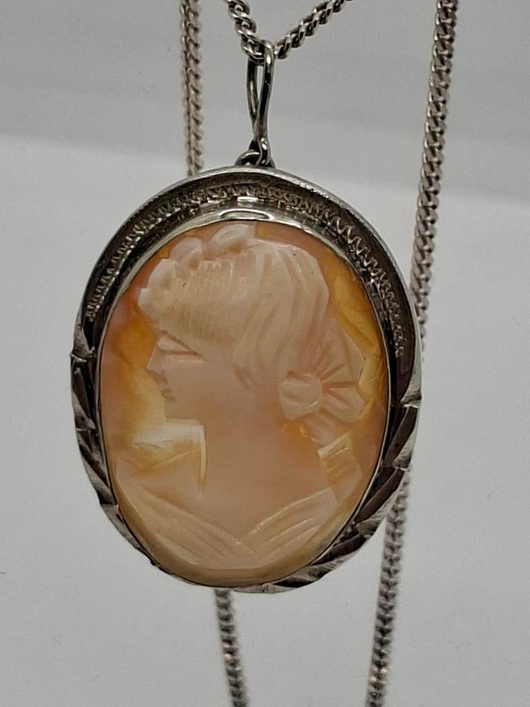 Zilveren ketting met camee hanger - 800/835, Met hanger, Gebruikt, Ophalen of Verzenden, Zilver