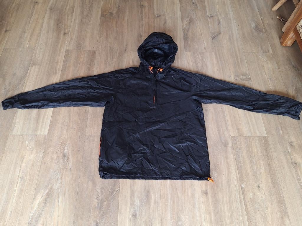 Regenjas zwart maat XS-S Decathlon, Caravans en Kamperen, Regenkleding, Ophalen of Verzenden, Zo goed als nieuw, Regenjas, Dames