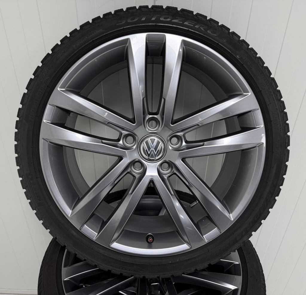 Originele Volkswagen Golf Salvador Velgen 18 Inch Winter VW, Auto-onderdelen, Banden en Velgen, Ophalen, 18 inch, Gebruikt, -