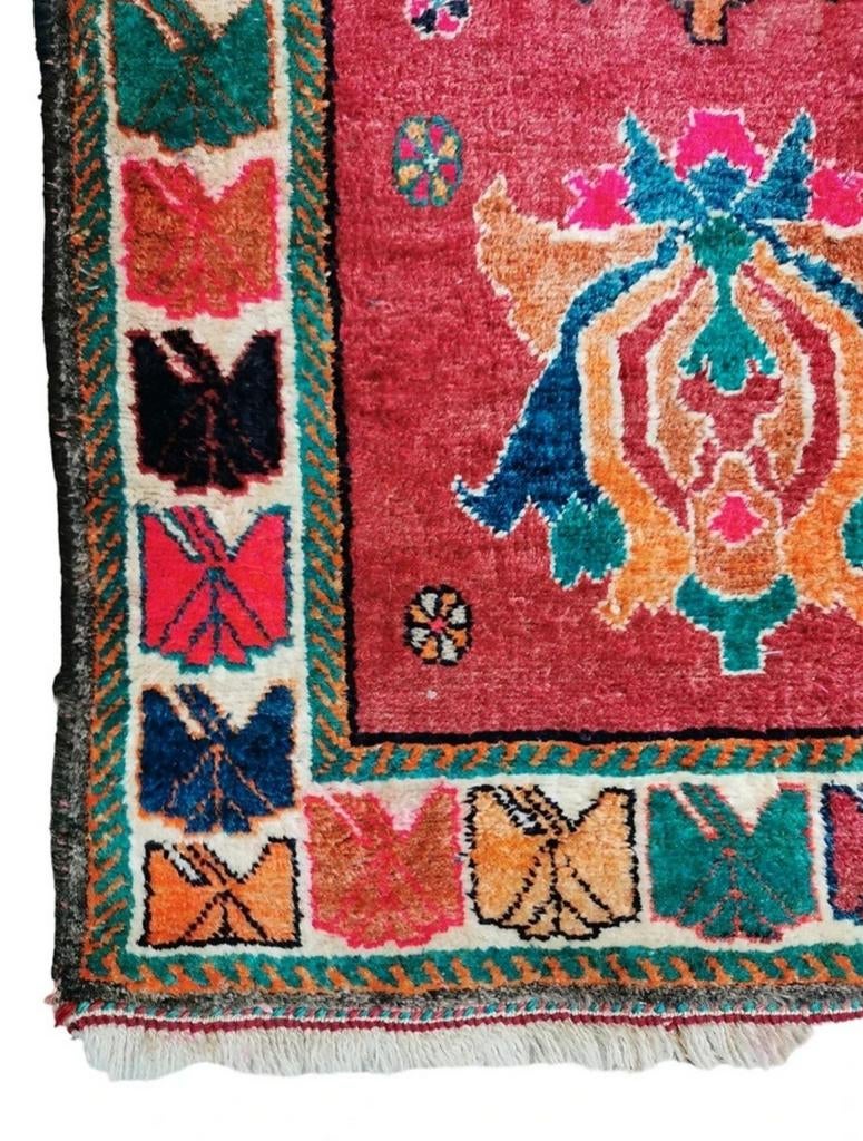 Handmade Persian wool Qashqai carpet Neon floral 118x210cm, Gebruikt, 100 tot 150 cm, Unknown, Unknown