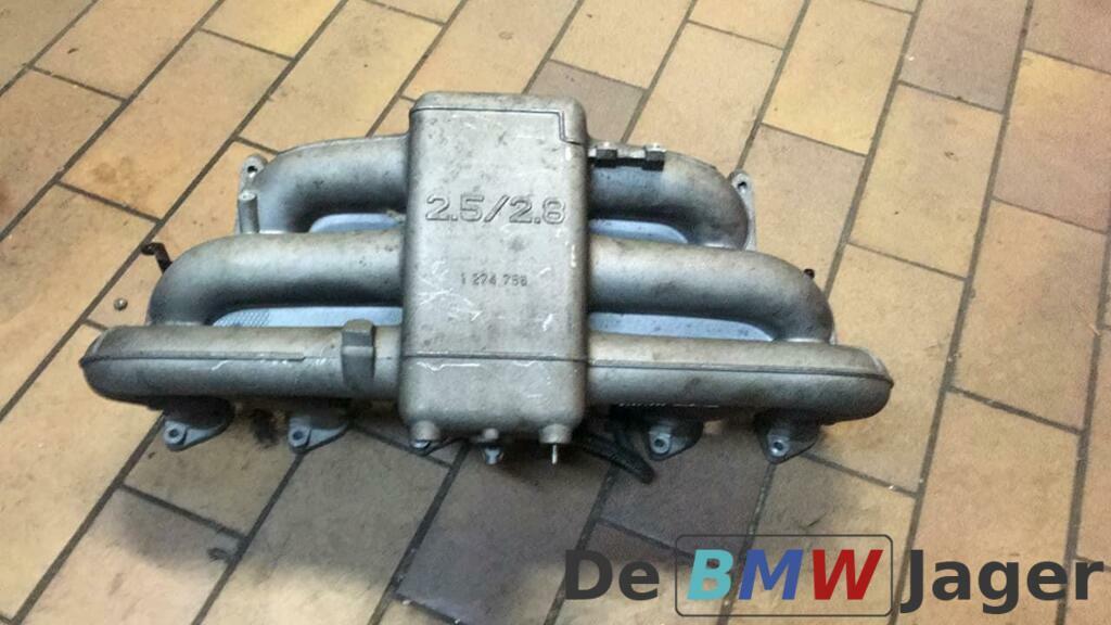 Inlaatspruitstuk BMW 5 6 7 serie E23 E24 E28 M30 1274756, Gebruikt, Ophalen of Verzenden, BMW, BMW