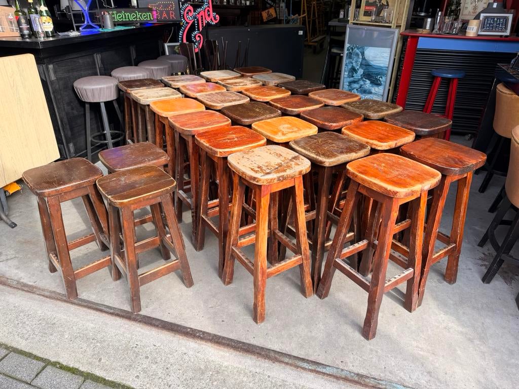 Massief houten krukken jumbo barkrukken cafe bar mancave, Huis en Inrichting, Barkrukken, Met voetsteun, 60 tot 90 cm, Ophalen of Verzenden