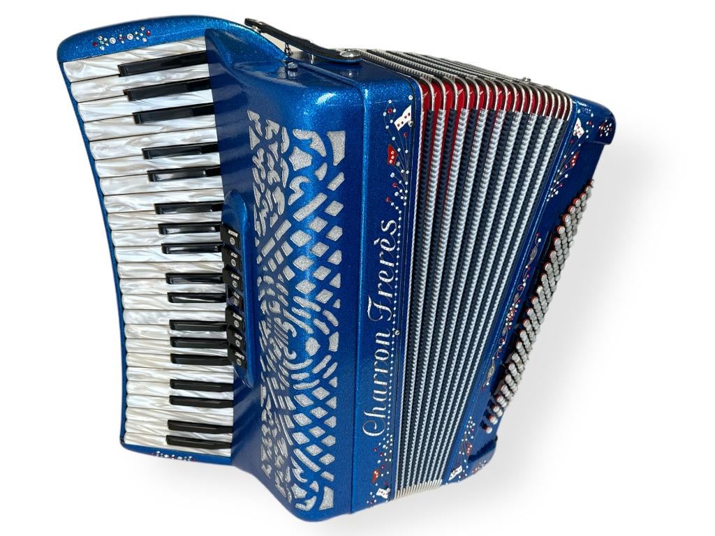 Diverse 4 korig waaierklavier accordeons met garantie, Muziek en Instrumenten, Met koffer, Mengascini, 120-bas, Ophalen