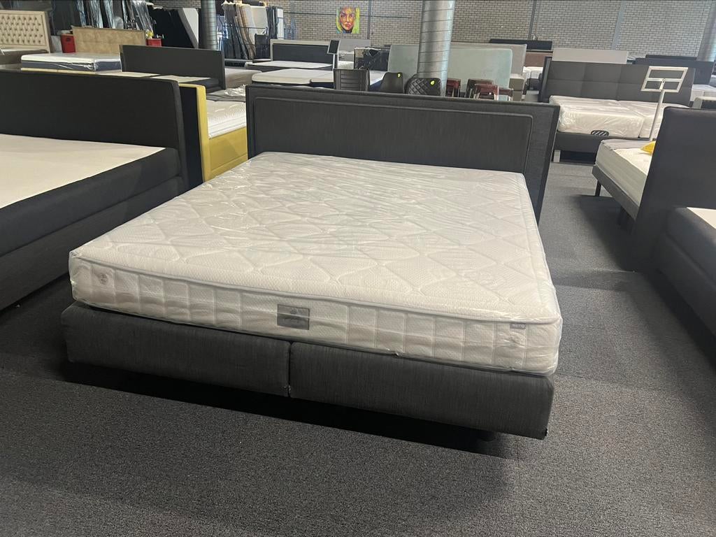 20 x auping showroom boxsprings outlet super deals op=op, Huis en Inrichting, Slaapkamer | Matrassen en Bedbodems, Ophalen, Tweepersoons