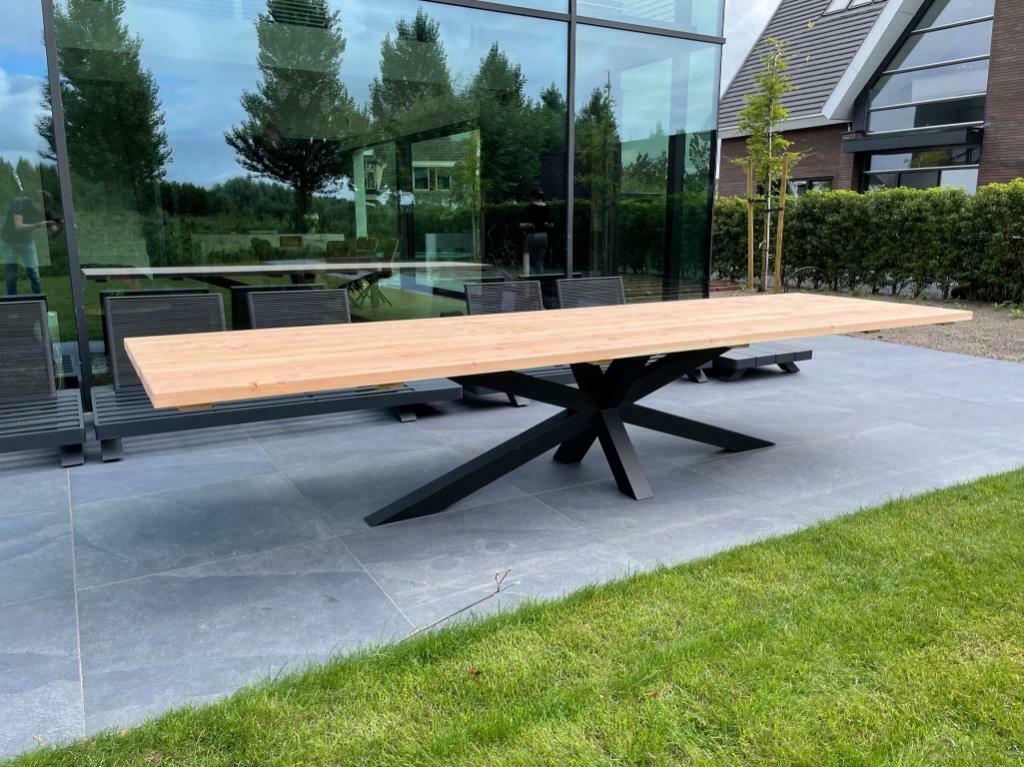 Moderne Tuintafel Douglas + Stalen Poten | Duumaa Tafels, Ophalen of Verzenden, Nieuw, Rechthoekig, Hout