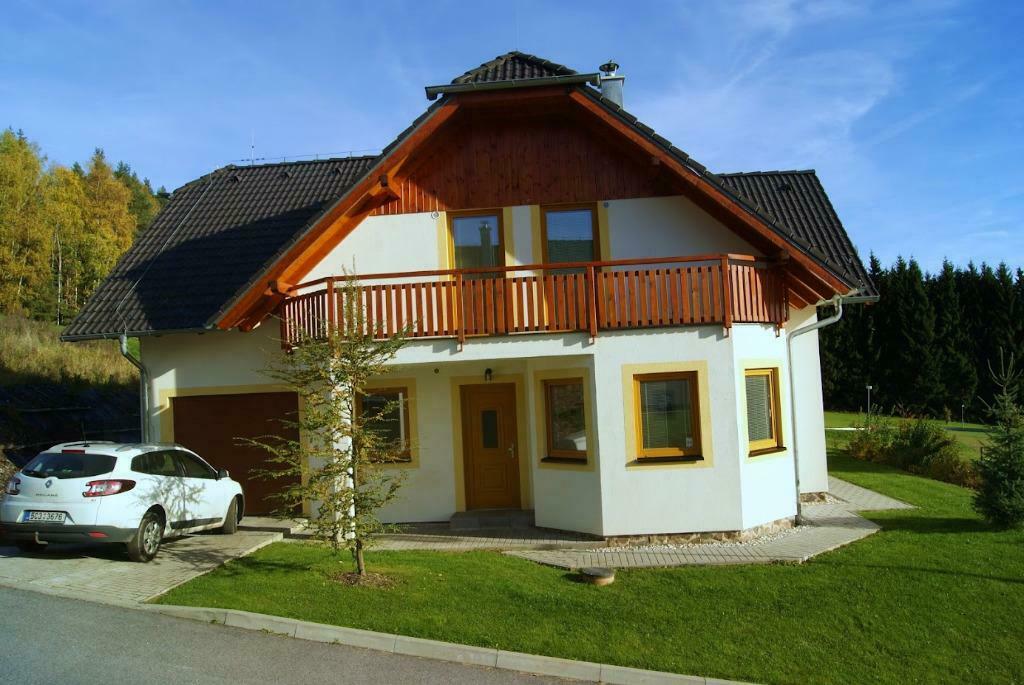 Luxe woningen op loopafstand van lipnomeer en skipiste, Vakantie, 4 of meer slaapkamers, Bemiddelingsbureau, Tv, Bohemen overig