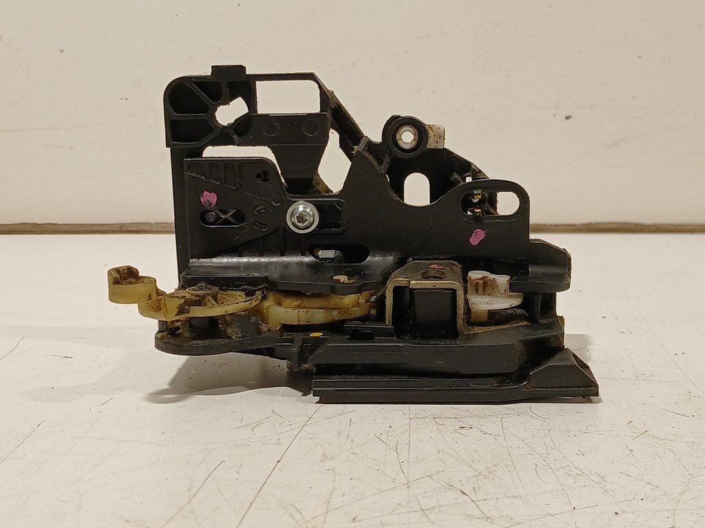 Slot mechaniek portier links achter Dacia Sandero, Dacia, Onderdelen@venauto.nl, Van der Ven Autorecycling B.V., Gebruikt