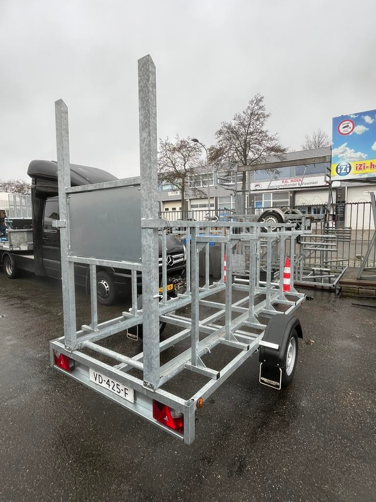1x Lockhard Alulift aanhanger zonder lockhard steiger zgan!, Doe-het-zelf en Verbouw, Steigers, Ophalen, De Skeauwen 20 9247 BT  Ureterp
