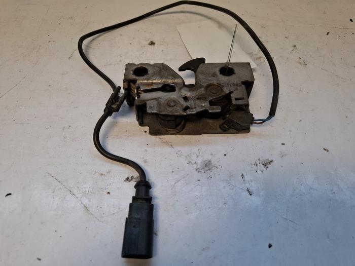 Slotmechaniek Motorkap van een Seat Mii, Auto-onderdelen, Gebruikt, -, Verzenden, -