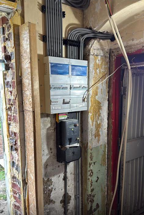 Vakmonteur voor meterkast en thuisinstallatie Limburg, Ophalen of Verzenden, Nieuw, Overige typen