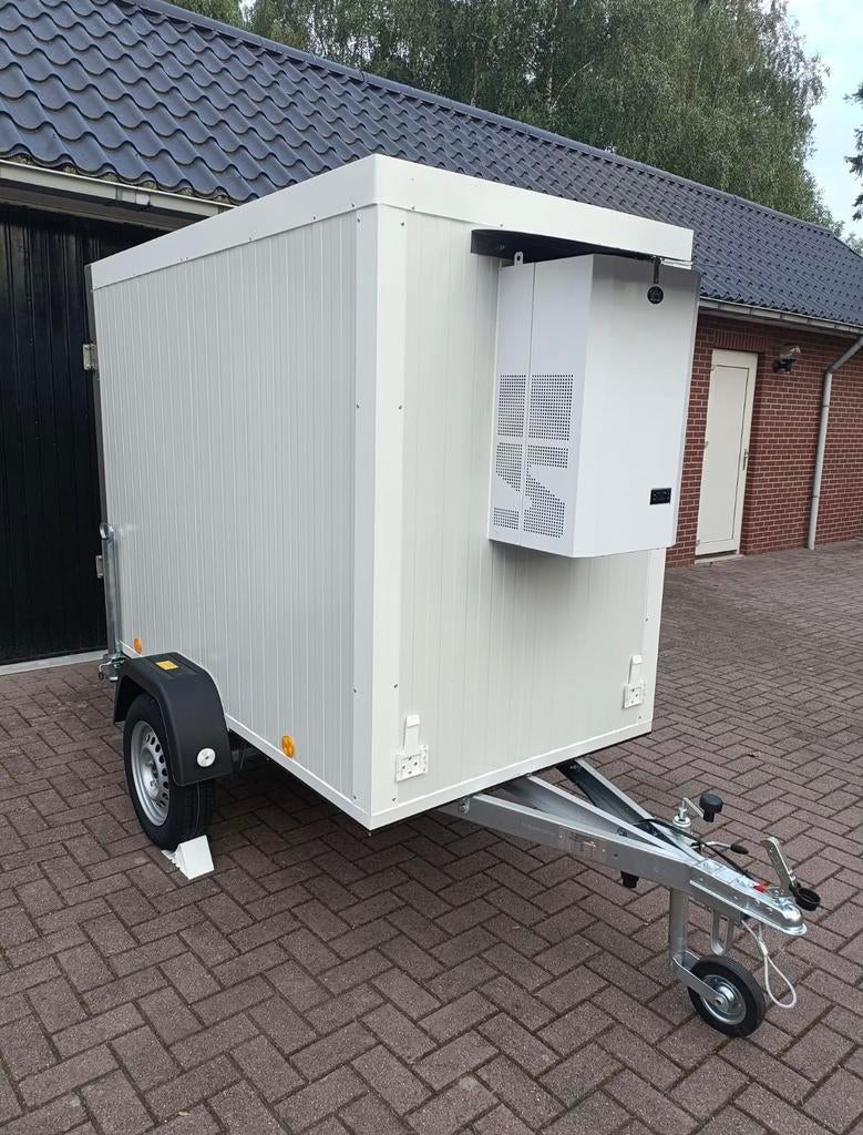 Koelwagen, Koelaanhangwagen, koelaanhanger te huur, Ophalen, Zo goed als nieuw