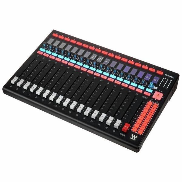Waves eMotion LV1 Fit Controller Fader bank MidiPlus, Ophalen of Verzenden, Zo goed als nieuw