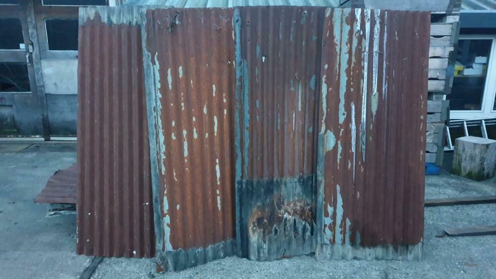 Golfplaten oud vintage golfplaat dakplaten metaal