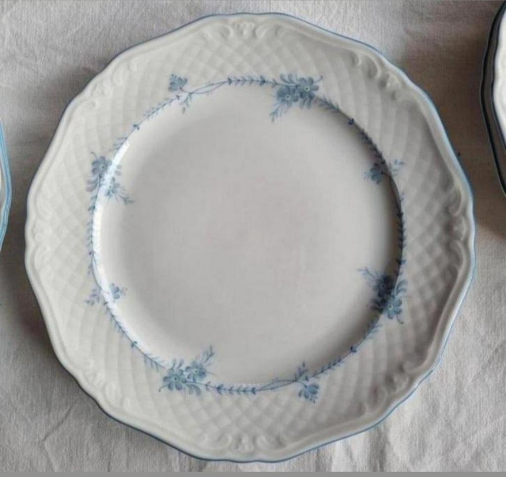 Eschenbach Bavaria borden kleine blauwe bloemetjes biesjes, Ophalen of Verzenden