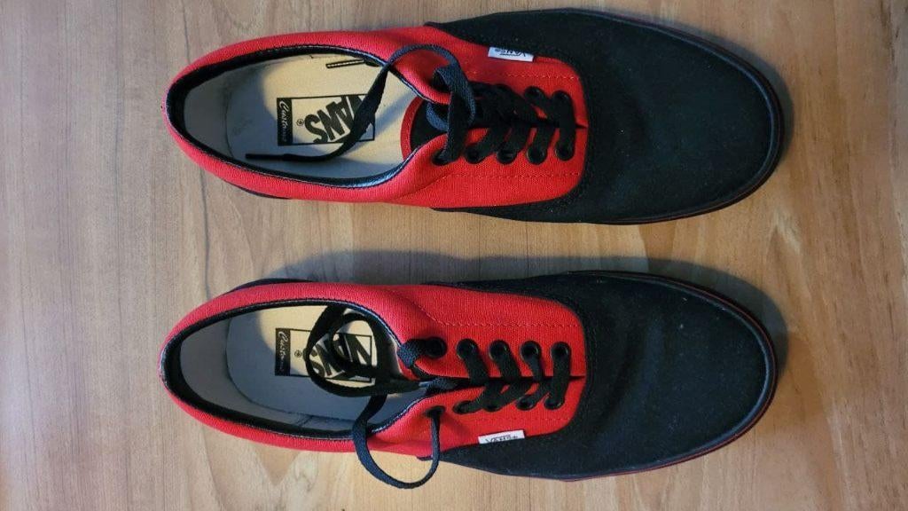 Vans custom schoenen zwart rood, Zwart, Nieuw, Ophalen of Verzenden, Sneakers of Gympen