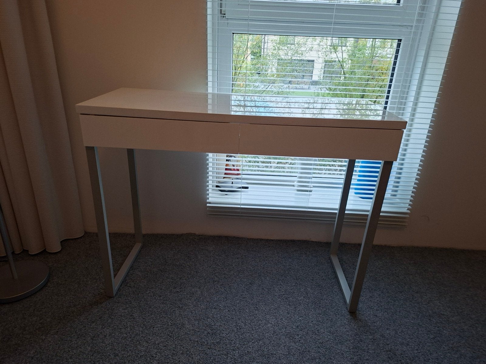 bureautje /sidetable/kaptafel, Ophalen, 50 tot 100 cm, Zo goed als nieuw, 25 tot 50 cm