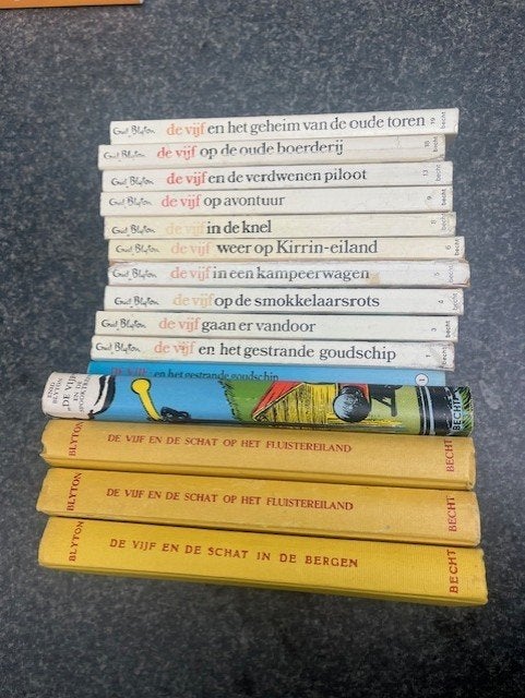 Enid Blyton diversen, Boeken, Ophalen of Verzenden, Gelezen