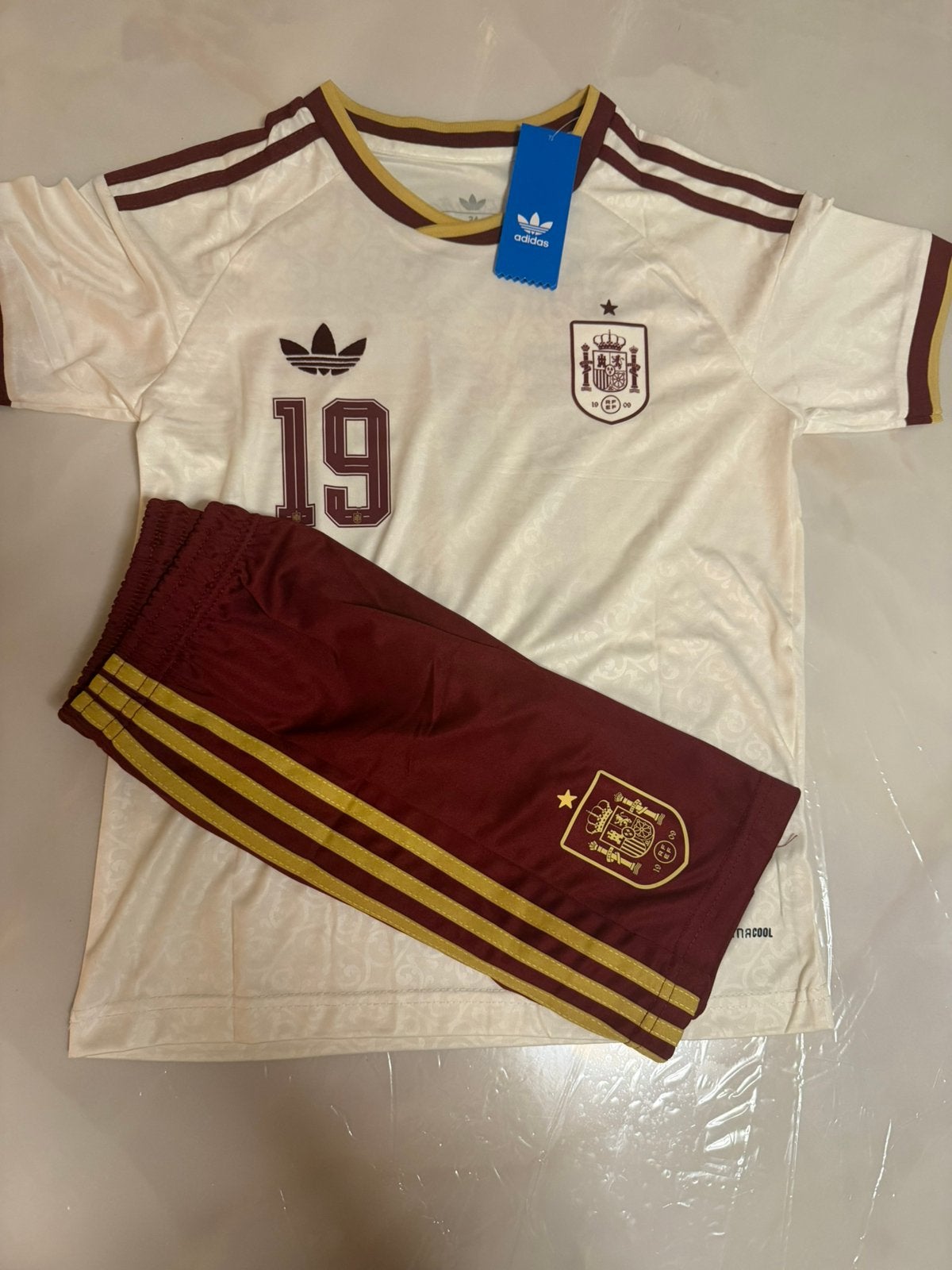 Spanje Voetbalset 2026/2028 Lamine Yamal #19 Kindermaat, Maat XS of kleiner, Ophalen of Verzenden, Zo goed als nieuw, Shirt