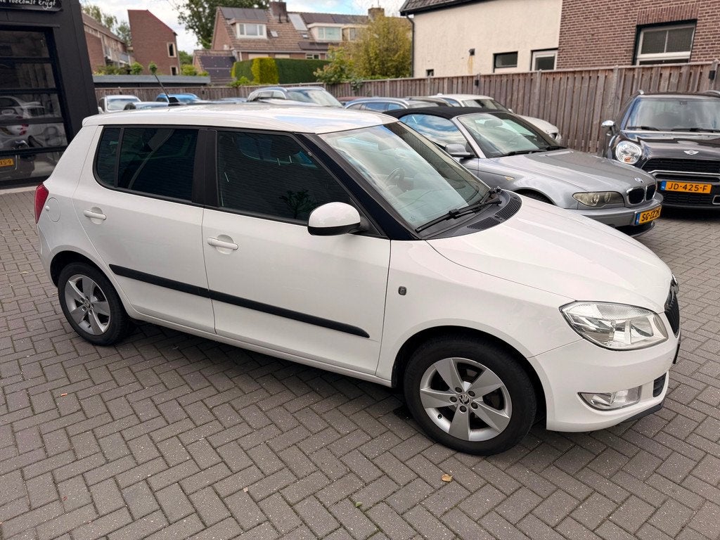 Skoda Fabia 1.2 TSI | NAVI | CLIMA | CRUISE |, Voorwielaandrijving, Euro 5, 86 pk, 4 cilinders