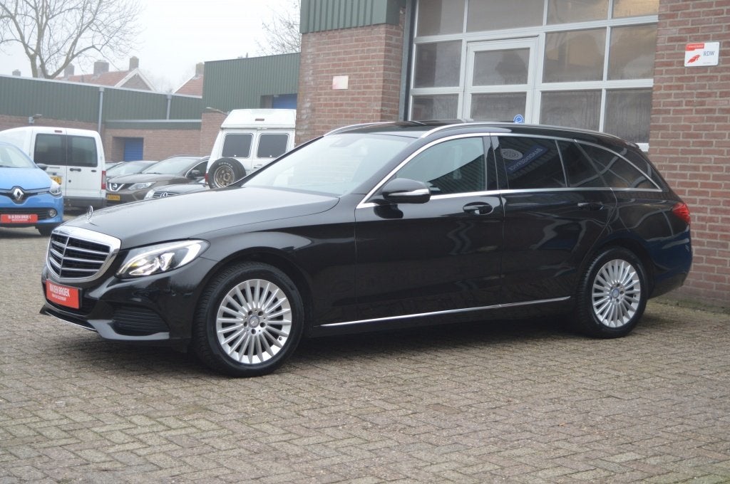 Mercedes-Benz C-Klasse Estate 180 Ambition AUT - NAVI - PANO, Auto's, Automaat, 745 kg, Achterwielaandrijving, Euro 6