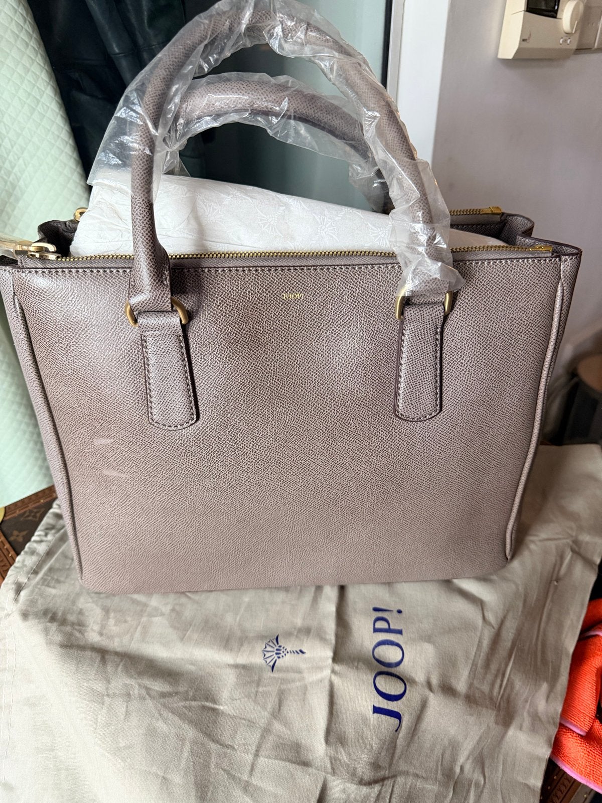 Joop! Maia Fine Grain Tote - Nieuw met labels, Ophalen of Verzenden, Nieuw, Bruin, Handtas