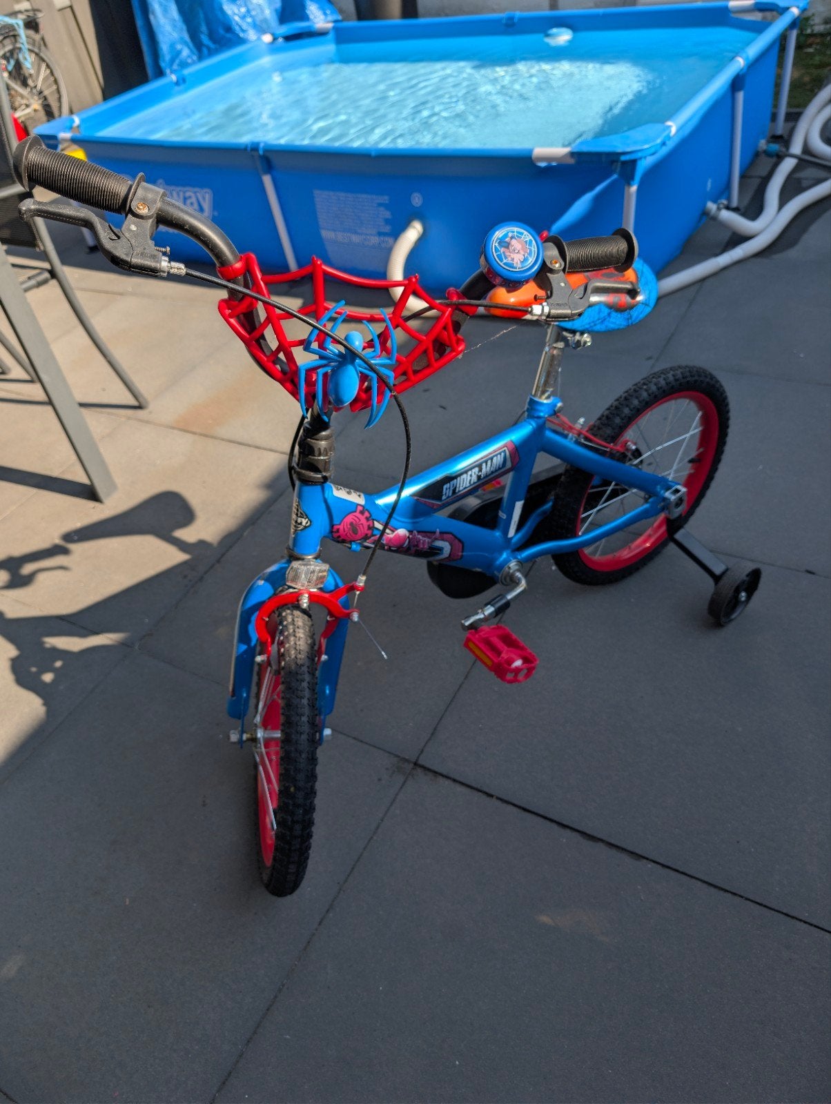 Spiderman kinderfiets 16 inch met zijwieltjes, Ophalen