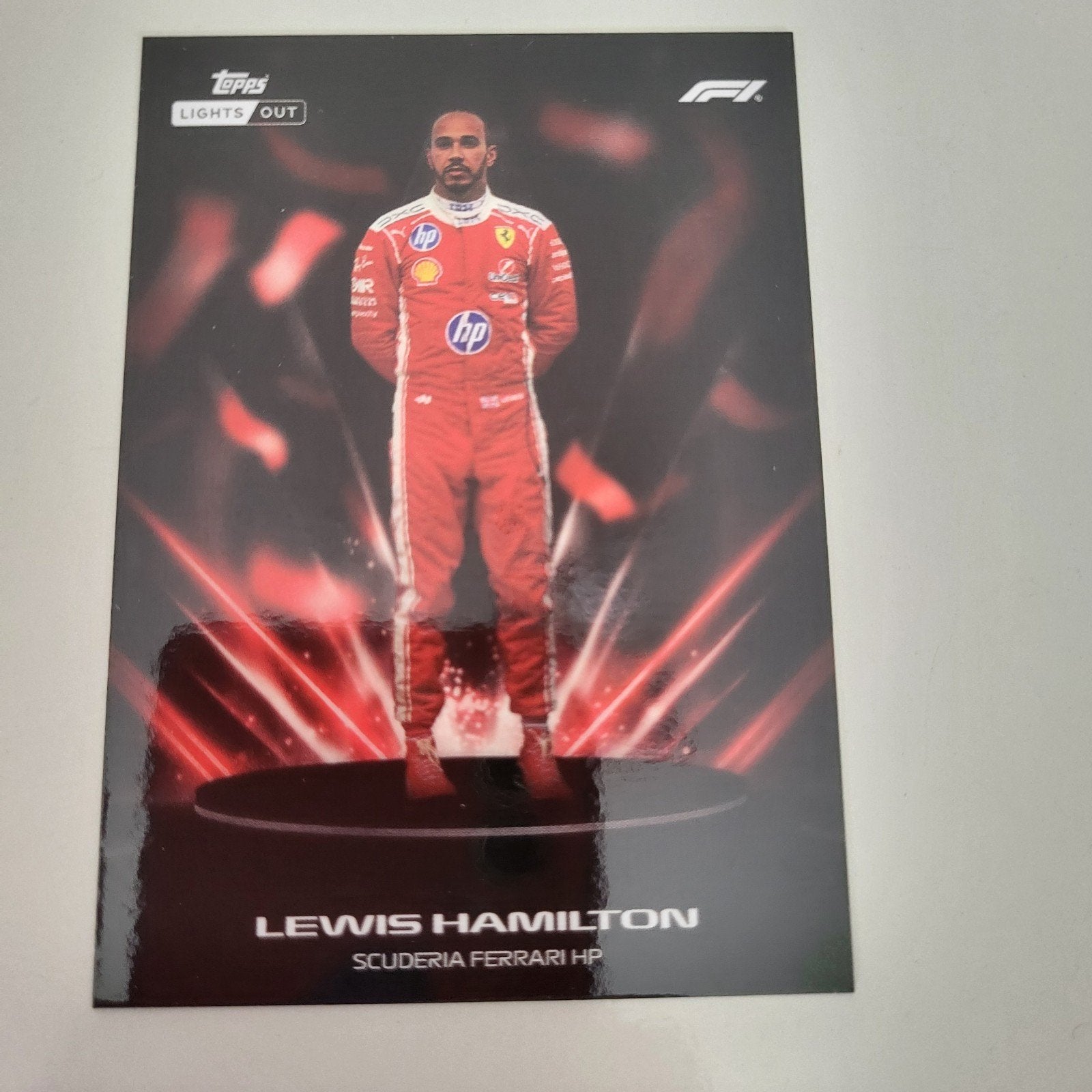 Lewis Hamilton Topps Lights Out Scuderia Ferrari HP Lumina, Ophalen of Verzenden, Nieuw, Formule 1