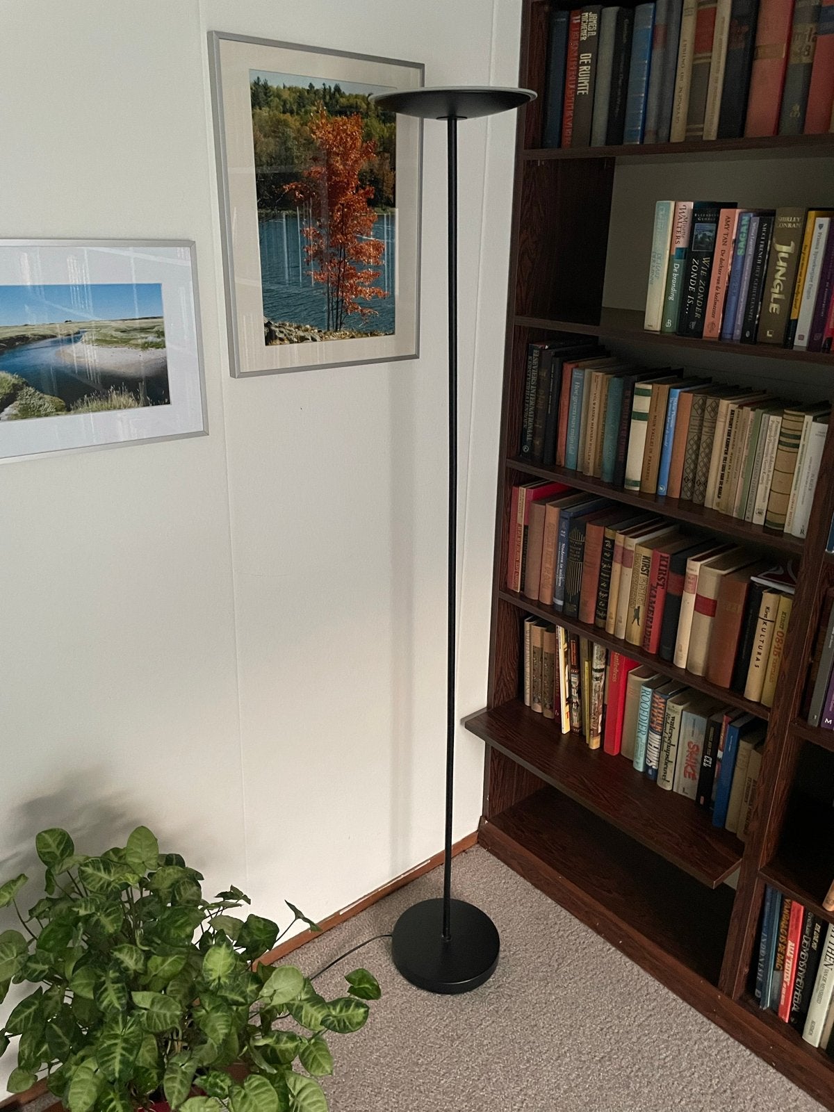 Moderne zwarte vloerlamp met uplighter, Ophalen, Zo goed als nieuw, Metaal, 150 tot 200 cm