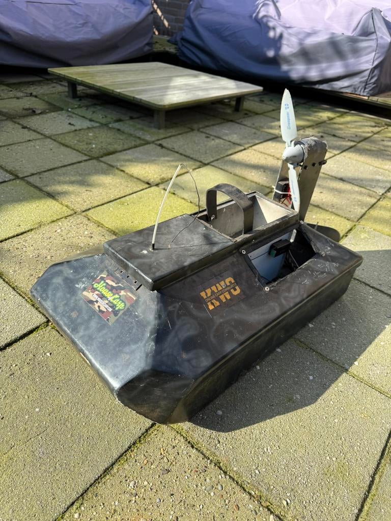 Zelfgebouwde voerboot, Watersport en Boten, Hengelsport | Karpervissen, Gebruikt, Overige typen, Ophalen