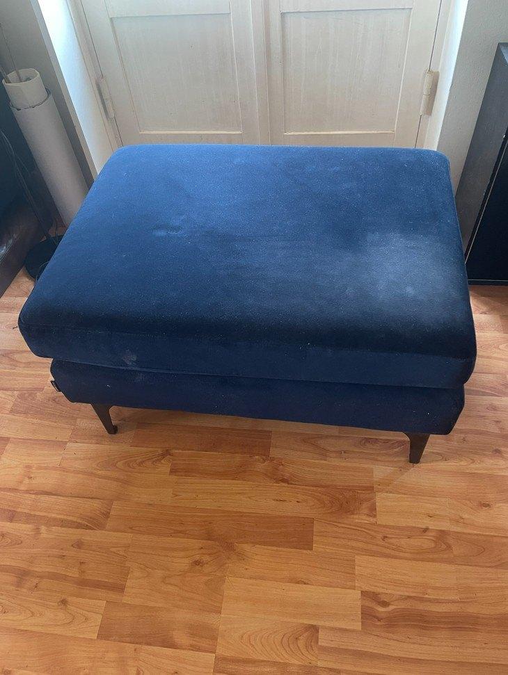 Fraaie Poef, Huis en Inrichting, Banken | Voetenbanken en Poefen, Ophalen, Gebruikt, Blauw Fluweel, 50 tot 75 cm