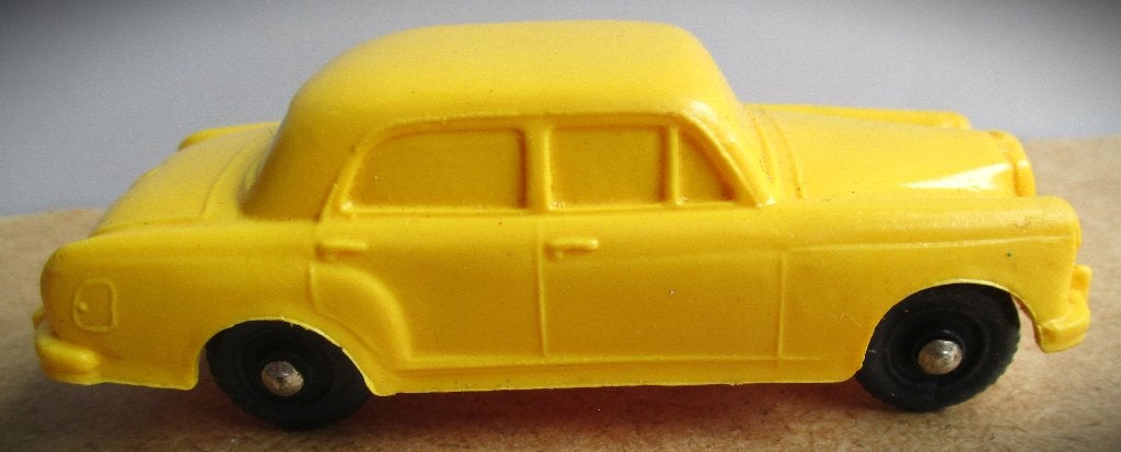 Tomte Laerdal Mercedes-Benz 180 Sedan~Geel Mercedes, Ophalen of Verzenden, Gebruikt, Auto, Tomte